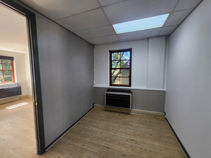 To Let Commercial Property for Rent in Chislehurston Gauteng