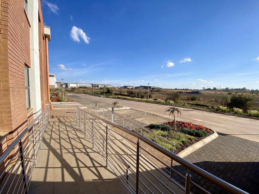 To Let Commercial Property for Rent in Olifantsfontein Gauteng