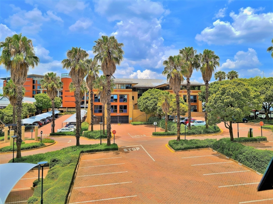 To Let Commercial Property for Rent in Constantia Kloof Gauteng