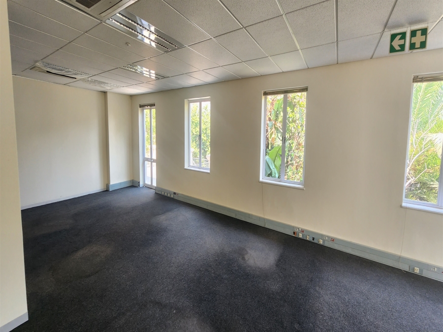 To Let Commercial Property for Rent in Wierda Valley Gauteng