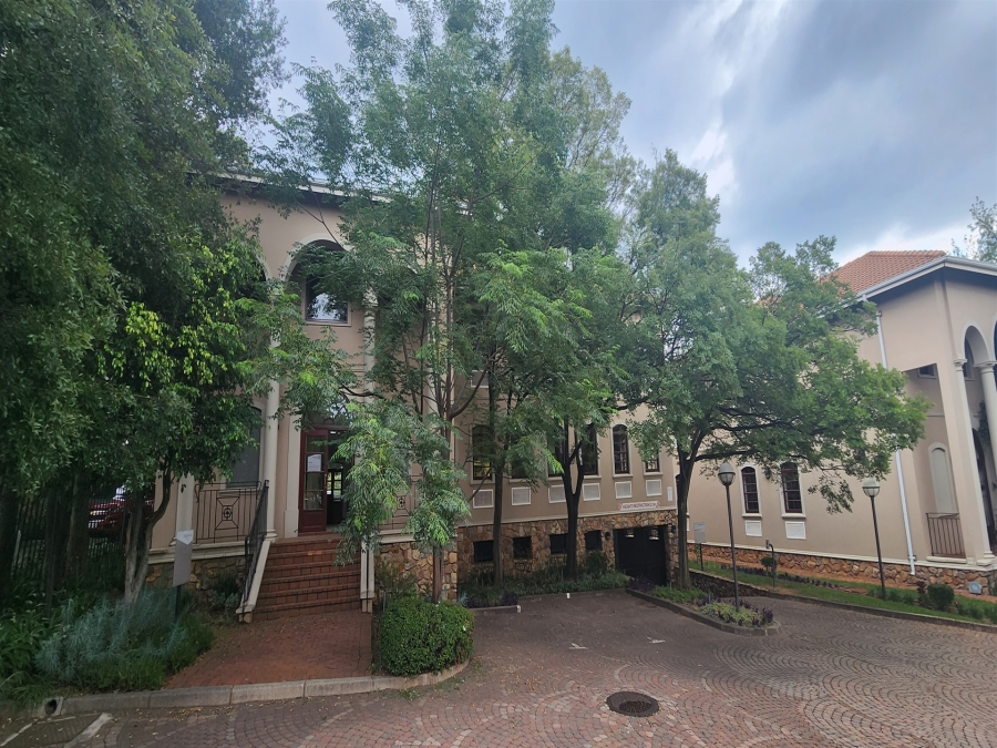To Let Commercial Property for Rent in Chislehurston Gauteng