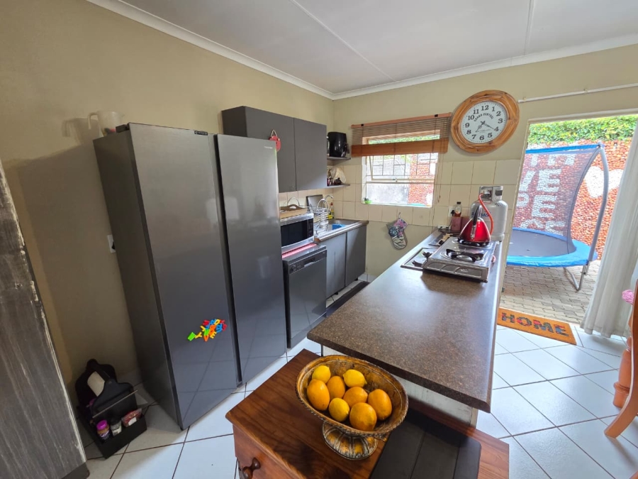 3 Bedroom Property for Sale in Annlin Gauteng