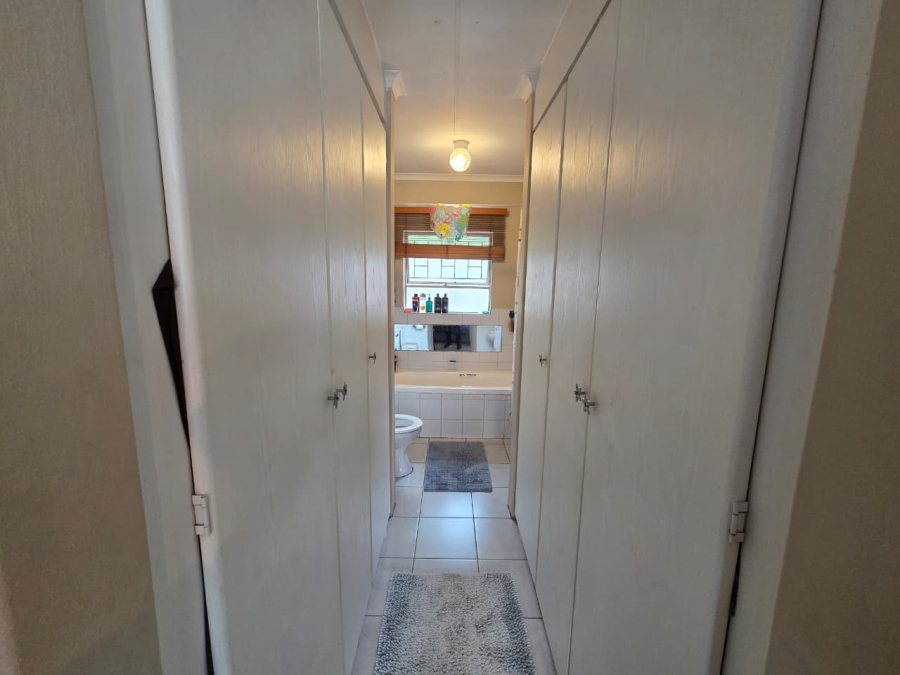 3 Bedroom Property for Sale in Annlin Gauteng