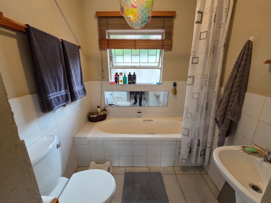 3 Bedroom Property for Sale in Annlin Gauteng