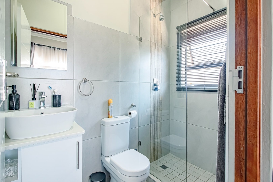 2 Bedroom Property for Sale in Annlin Gauteng