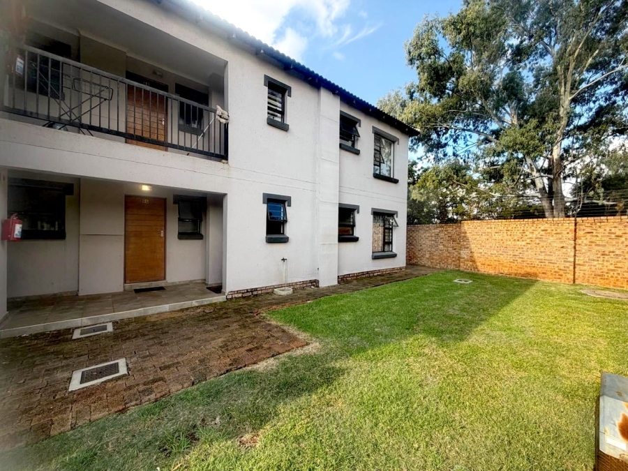 2 Bedroom Property for Sale in Chantelle Gauteng