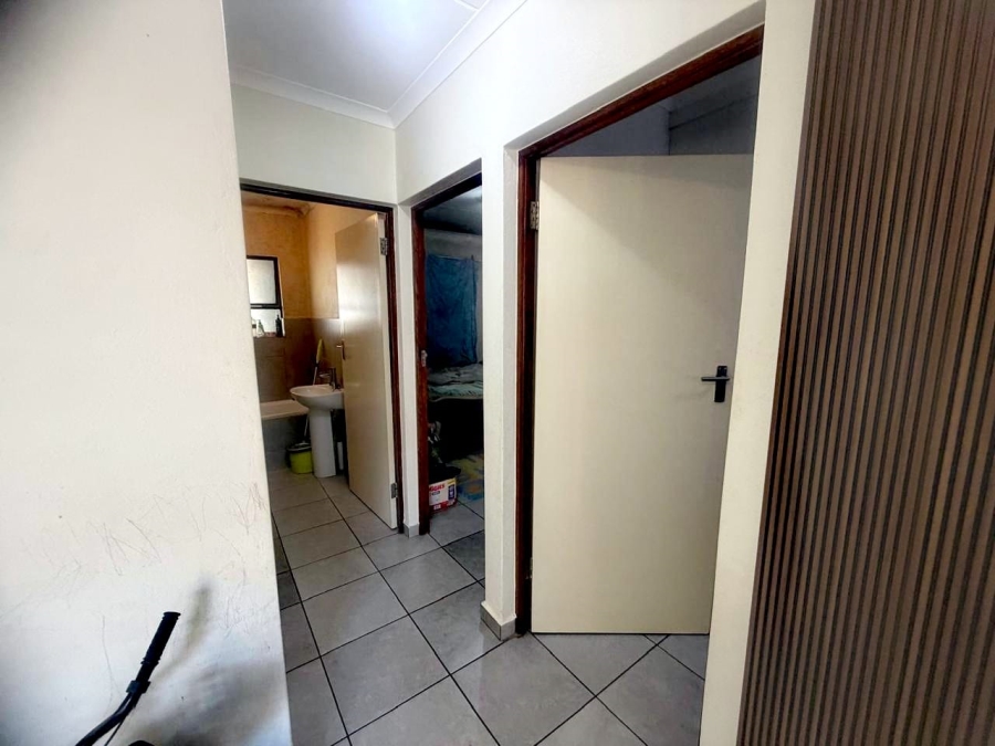 2 Bedroom Property for Sale in Chantelle Gauteng
