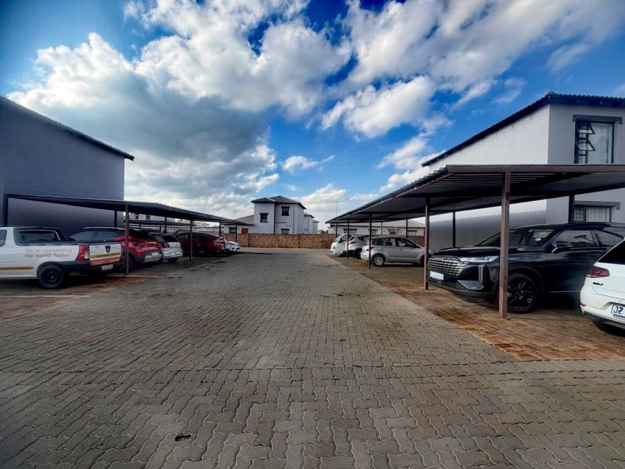 2 Bedroom Property for Sale in Chantelle Gauteng