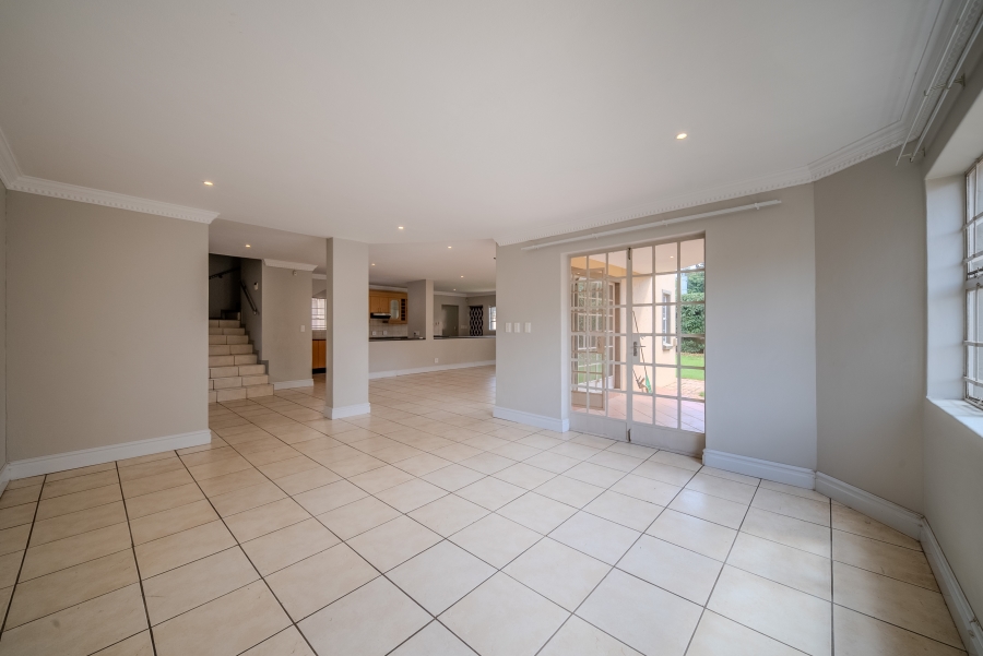 4 Bedroom Property for Sale in Equestria Gauteng