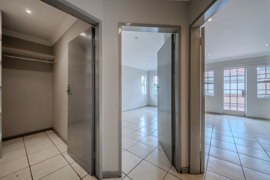 4 Bedroom Property for Sale in Equestria Gauteng