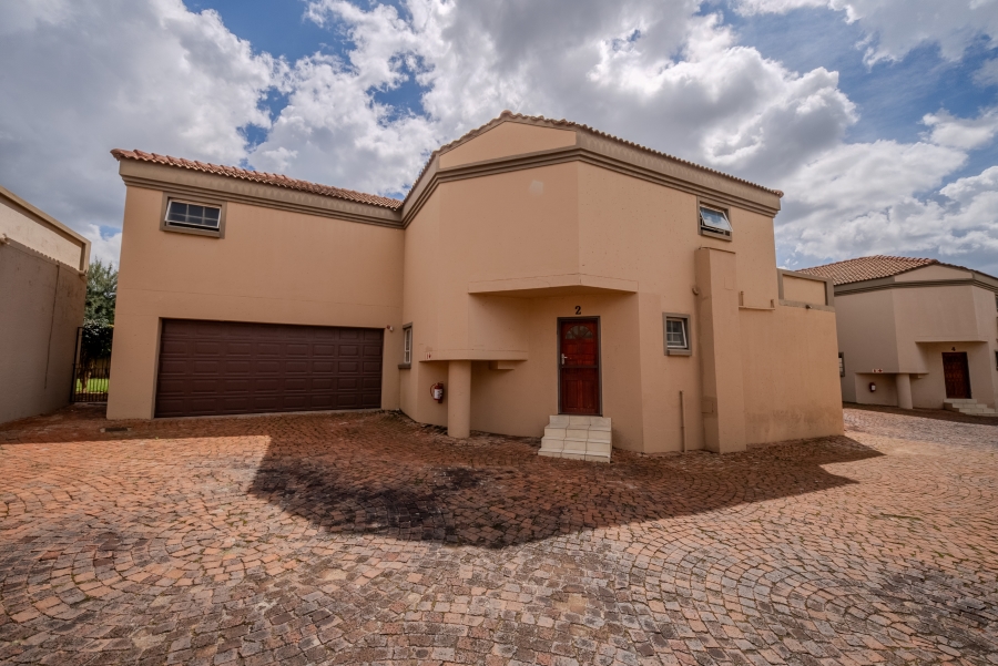 4 Bedroom Property for Sale in Equestria Gauteng