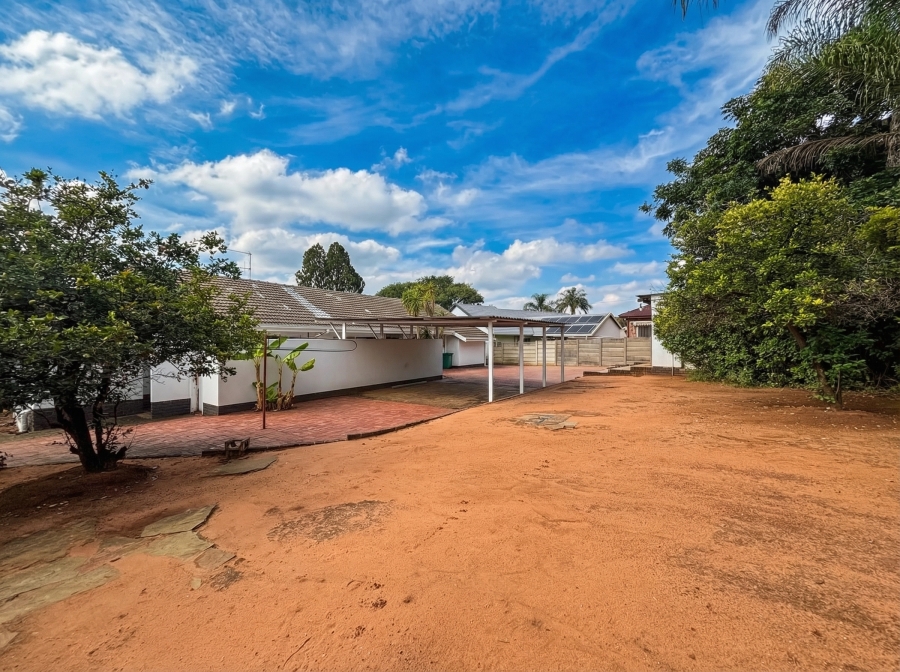 4 Bedroom Property for Sale in Magalieskruin Gauteng