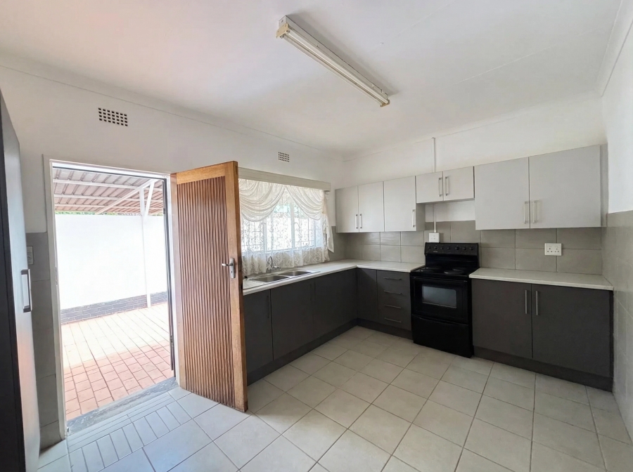 4 Bedroom Property for Sale in Magalieskruin Gauteng