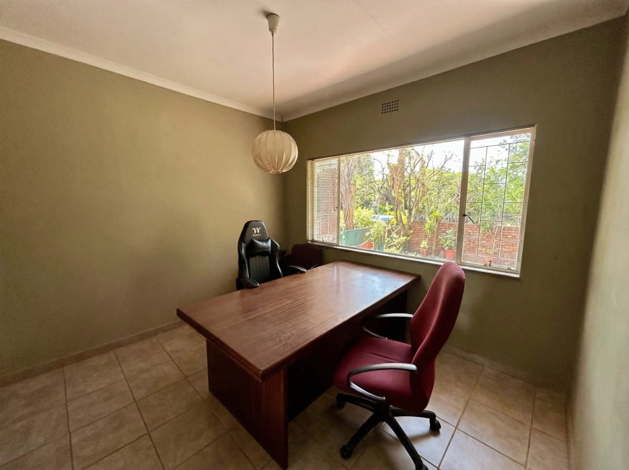 4 Bedroom Property for Sale in Magalieskruin Gauteng