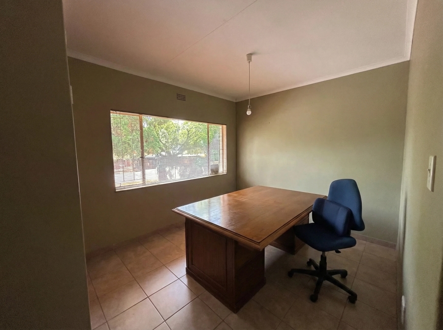 4 Bedroom Property for Sale in Magalieskruin Gauteng