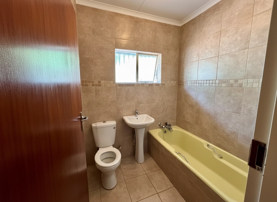 4 Bedroom Property for Sale in Magalieskruin Gauteng