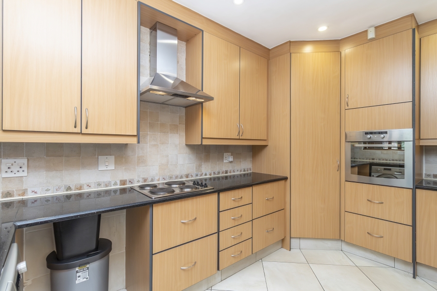 To Let 2 Bedroom Property for Rent in River Club Gauteng