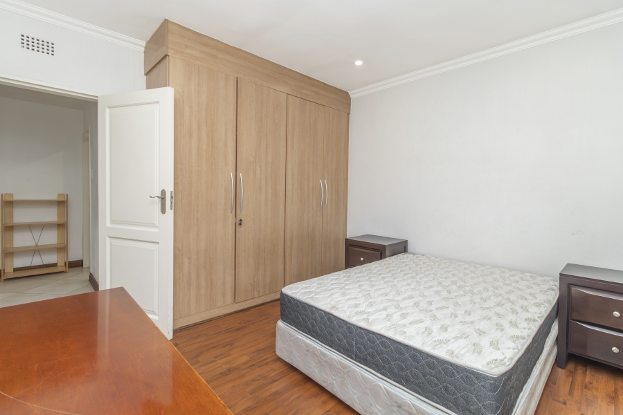 To Let 2 Bedroom Property for Rent in River Club Gauteng