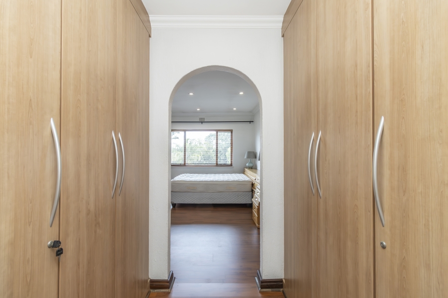 To Let 2 Bedroom Property for Rent in River Club Gauteng