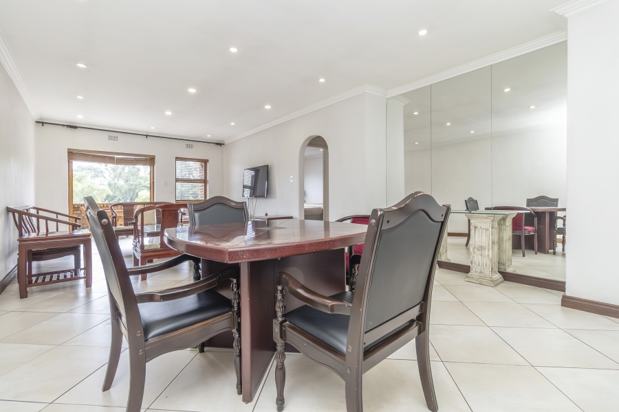 To Let 2 Bedroom Property for Rent in River Club Gauteng