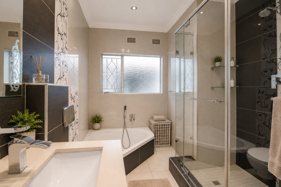 4 Bedroom Property for Sale in Libradene Gauteng