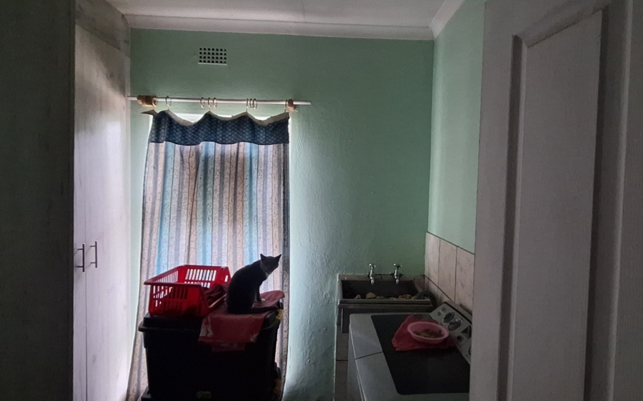 6 Bedroom Property for Sale in Bedworth Park Gauteng