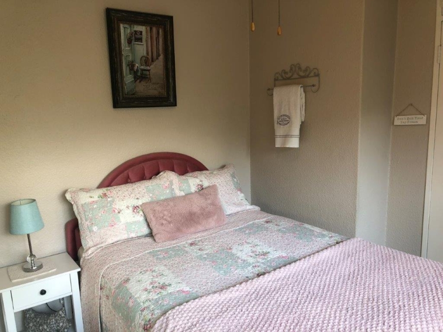4 Bedroom Property for Sale in Bardene Gauteng