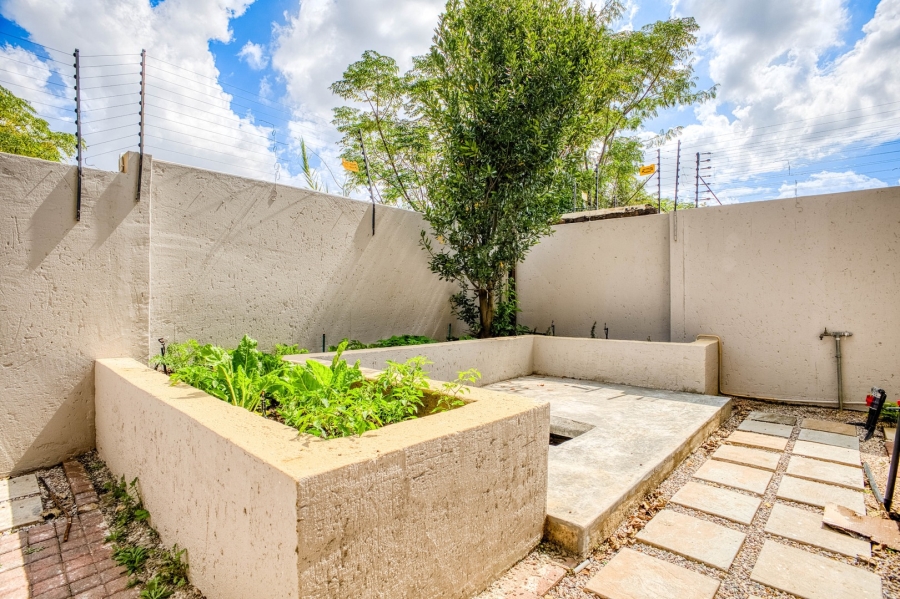 4 Bedroom Property for Sale in Broadacres Gauteng