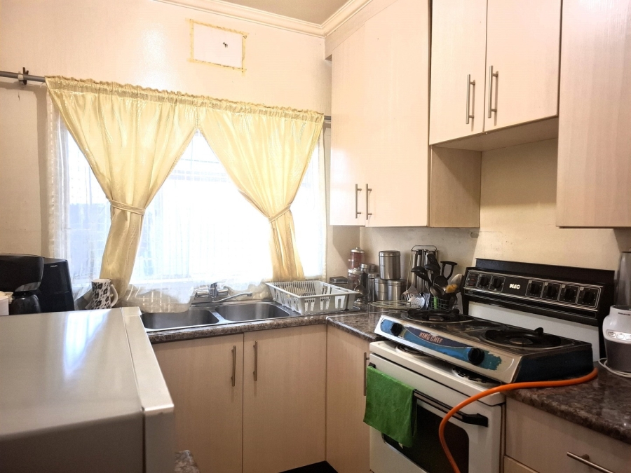 1 Bedroom Property for Sale in Benoni Central Gauteng