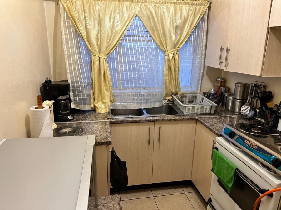 1 Bedroom Property for Sale in Benoni Central Gauteng