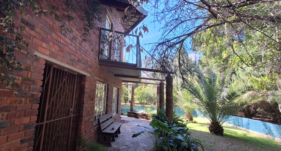 5 Bedroom Property for Sale in Vaalview Gauteng
