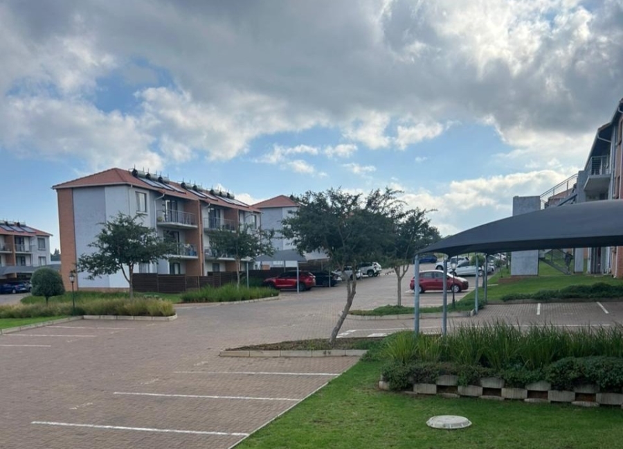 2 Bedroom Property for Sale in Noordwyk Gauteng