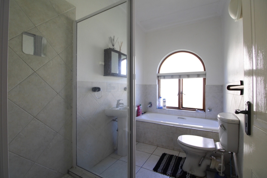 2 Bedroom Property for Sale in Noordhang Gauteng