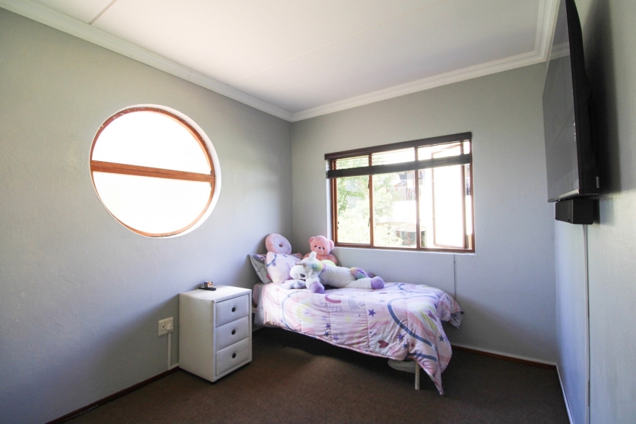 2 Bedroom Property for Sale in Noordhang Gauteng
