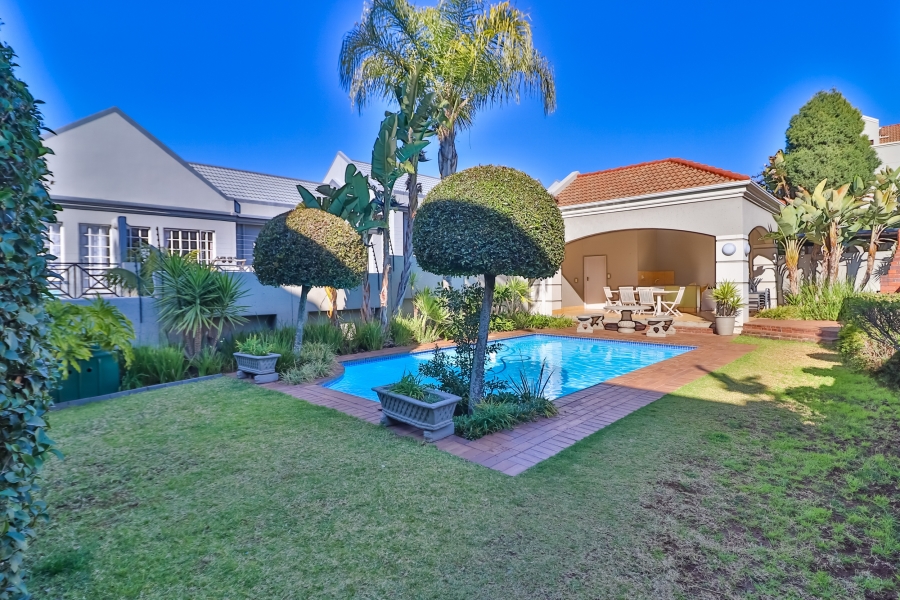 1 Bedroom Property for Sale in Melrose North Gauteng