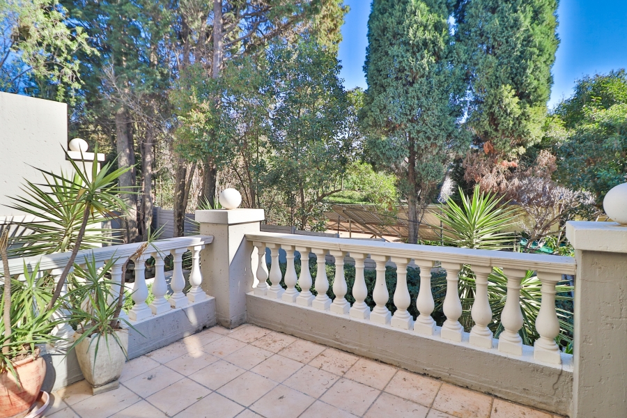 1 Bedroom Property for Sale in Melrose North Gauteng