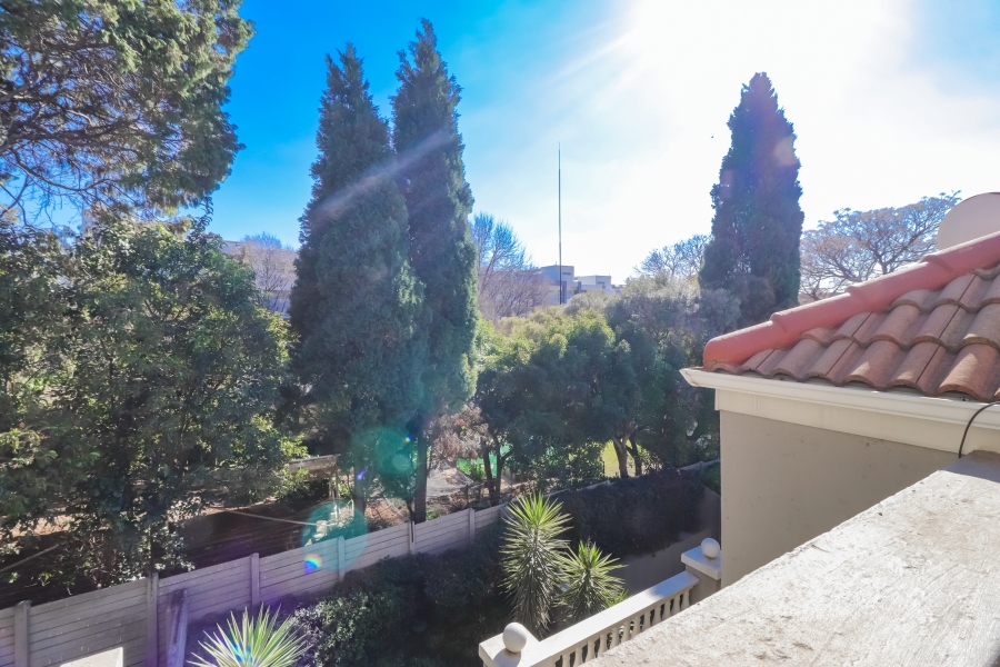 1 Bedroom Property for Sale in Melrose North Gauteng