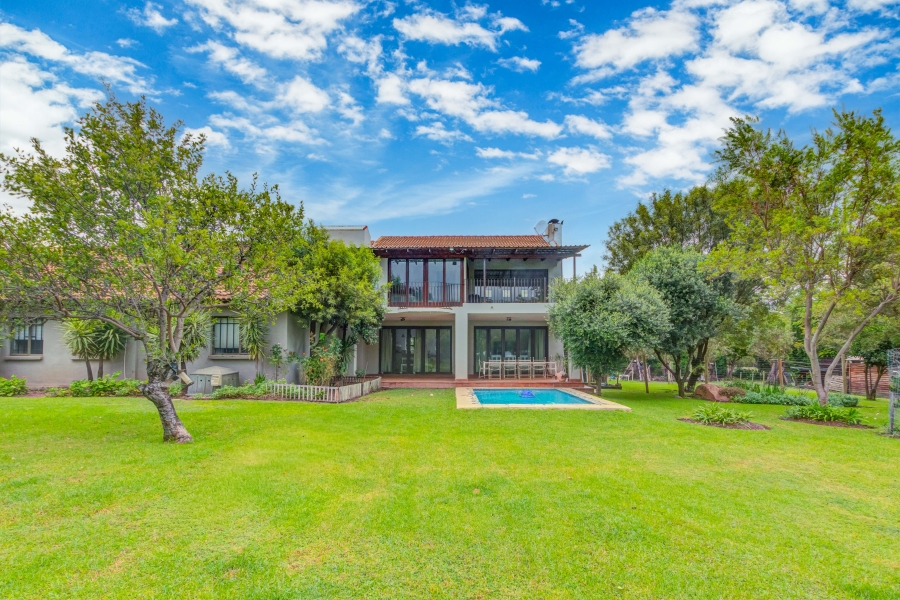 9 Bedroom Property for Sale in Chartwell Gauteng