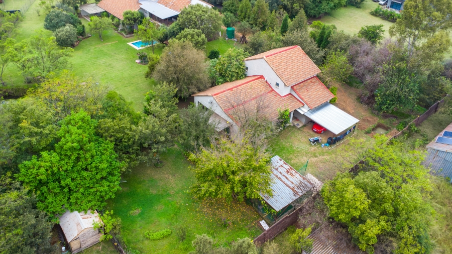 9 Bedroom Property for Sale in Chartwell Gauteng