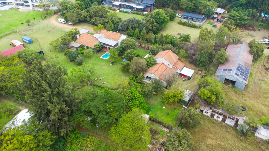 9 Bedroom Property for Sale in Chartwell Gauteng