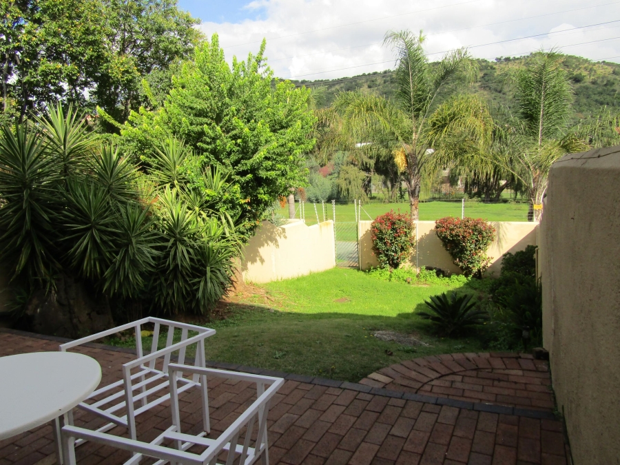 3 Bedroom Property for Sale in Mondeor Gauteng