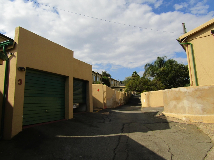 3 Bedroom Property for Sale in Mondeor Gauteng