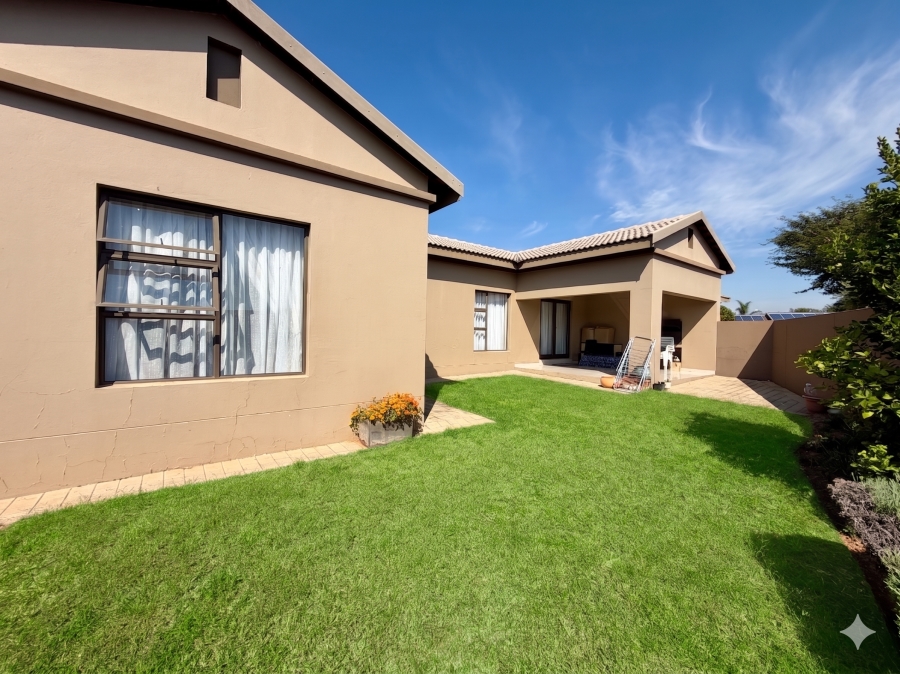 3 Bedroom Property for Sale in Barbeque Downs Gauteng