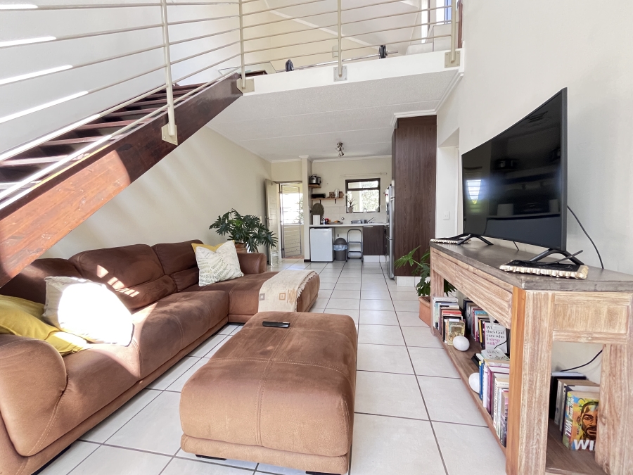 1 Bedroom Property for Sale in Bryanston Gauteng