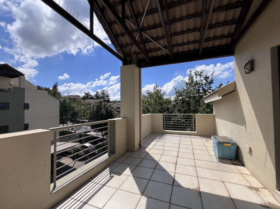 1 Bedroom Property for Sale in Bryanston Gauteng