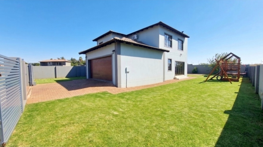 4 Bedroom Property for Sale in Halfway House Gauteng
