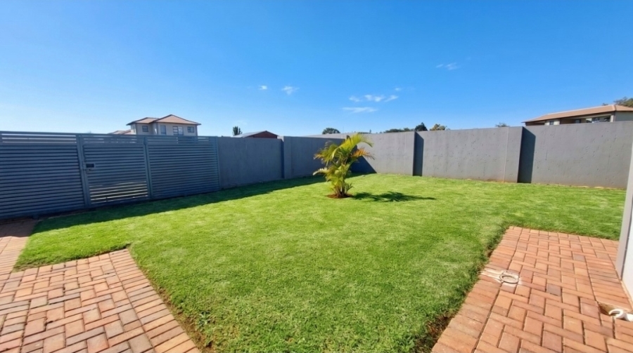 4 Bedroom Property for Sale in Halfway House Gauteng