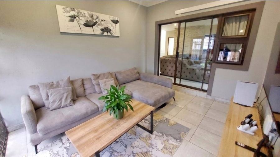 4 Bedroom Property for Sale in Halfway House Gauteng