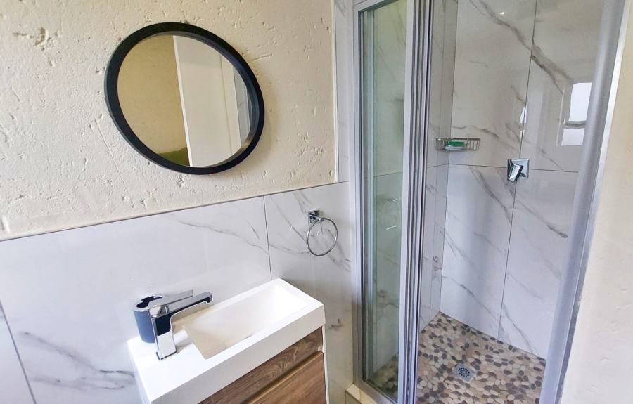4 Bedroom Property for Sale in Halfway House Gauteng