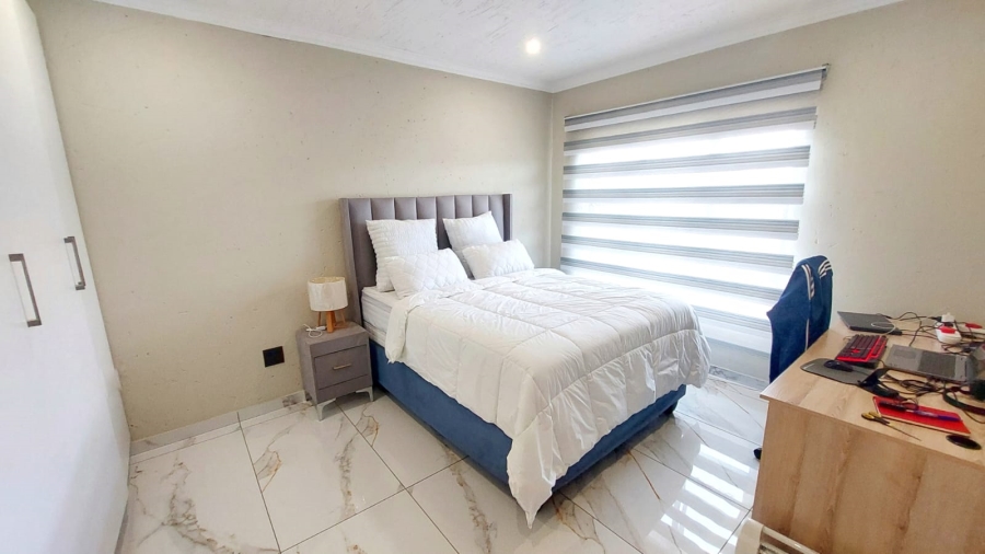 4 Bedroom Property for Sale in Halfway House Gauteng